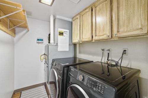 107 Sandalwood Dr, Vacaville CA  95687-5239 exterior