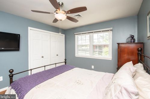 20557 Gleedsville Rd, Leesburg VA 20175-6532 exterior