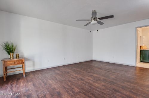 7204 Camino Vecino, Tucson AZ 85715-3418 exterior