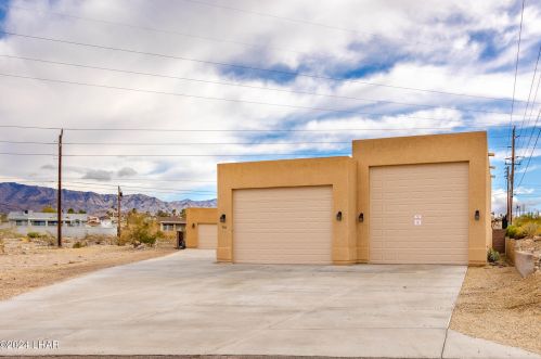 786 Desert View Dr, Lake Havasu City, AZ