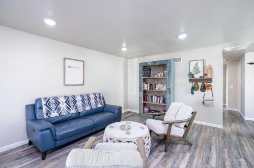1083 Darwin Pl, San Diego, CA 92154-2403