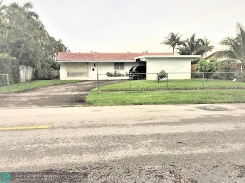 1807 40th Ave, Hollywood FL  33021-4849 exterior