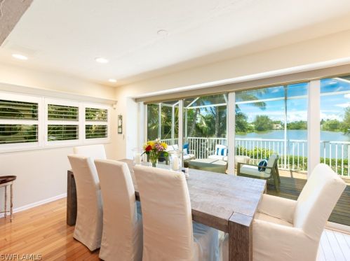 9027 Mockingbird Dr, Sanibel FL  33957-3609 exterior