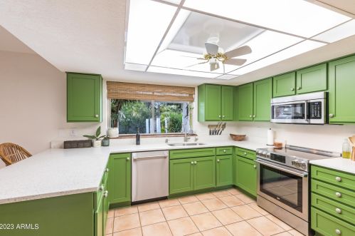 15420 29th Ave, Phoenix AZ  85053-4003 exterior