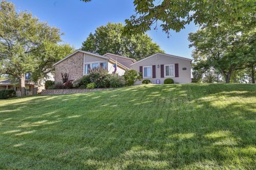 11985 Greencastle Dr, Cincinnati, OH 45246-1414