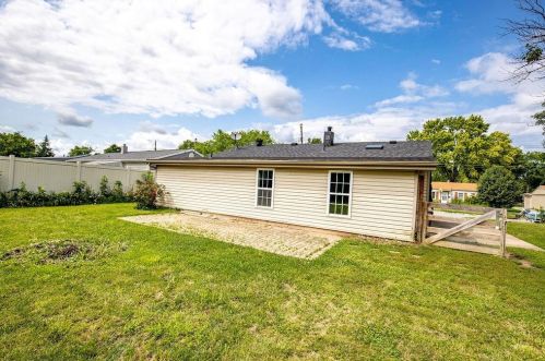 138 Flintstone Dr, New Haven OH  45030-1413 exterior
