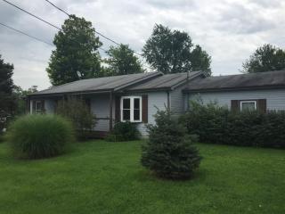 2966 Columbus Ln, Lexington, KY 40516-9702