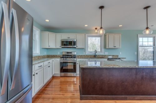 875 Valley Rd, Washington NH  03280-3122 exterior