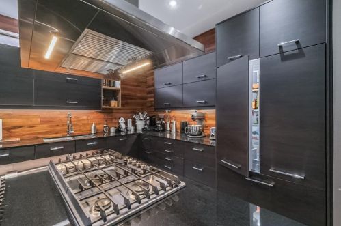 3107 Royal Crescent Dr, Humble, TX 77339-3651