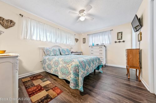 2002 Ivy Dr, Cocoa FL 32922-5439 exterior