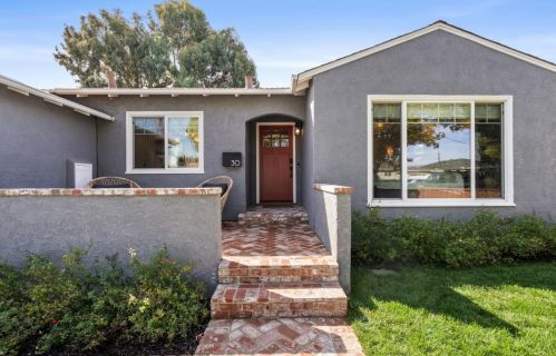 30 Burbank Ave, Redwood City, CA 94063-2923
