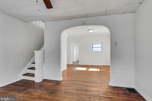 212 Broadway, Gloucester NJ  08030-1103 exterior