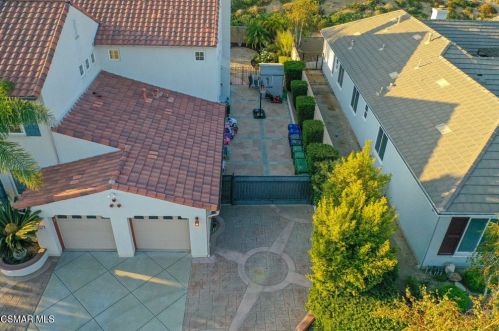 5391 Evening Sky Dr, Simi Valley CA  93063-5744 exterior