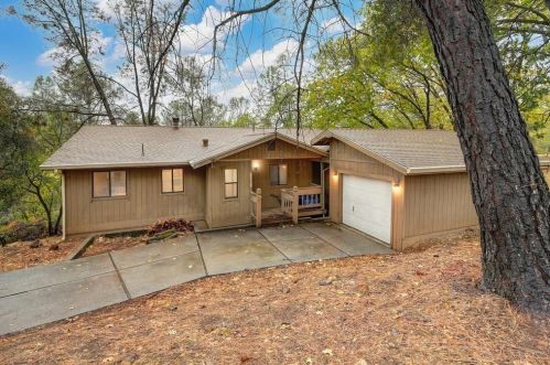 17130 Alexandra Way, Grass Valley CA  95949-7350 exterior