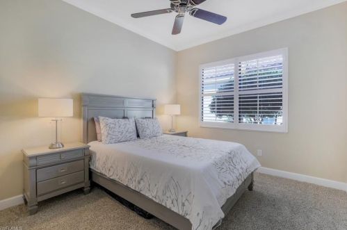 9366 Isla Bella Cir, Bonita Springs FL 34135-7274 exterior