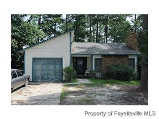 1096 Glen Reilly Dr, Fayetteville, NC 28314-5623