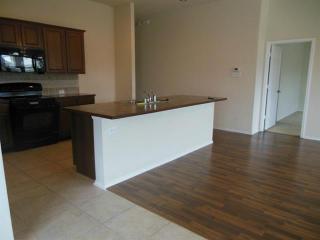 824 Bend Blvd, Burleson TX  76028-8037 exterior