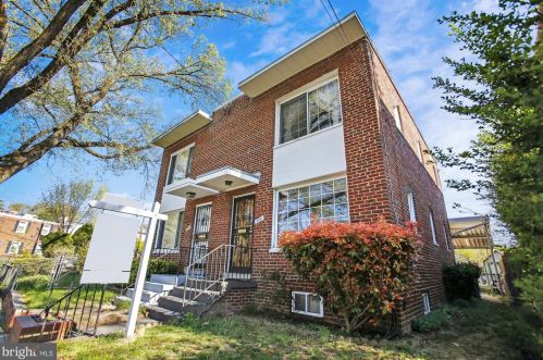 502 Nicholson St, Washington, DC 20011-2514