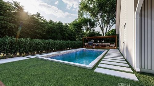 3243 Kirkham Dr, Glendale CA  91206-1131 exterior