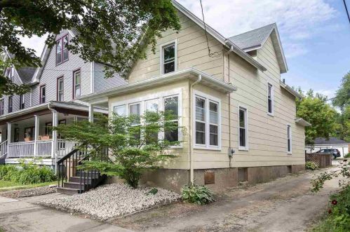 614 Mills St, Madison, WI 53715-1848