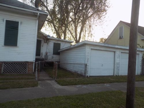 3702 Avenue, Galveston TX  77550-6612 exterior