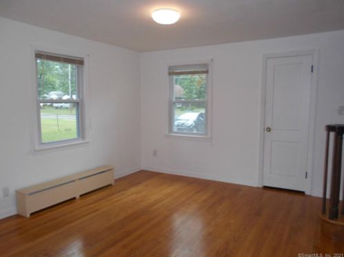 429 Elm St, Windsor Locks CT  06096-1604 exterior