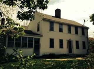 3 Maple Ave, Hubbardston, MA 01452-1445