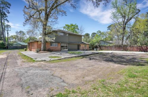 112-A Woodsway St, Conroe, TX 77301-1323