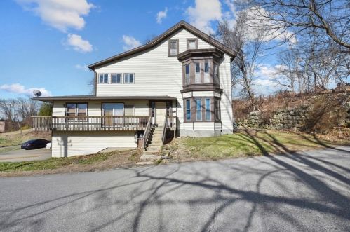 8 Walnut St, North Brookfield, MA 01535-1810