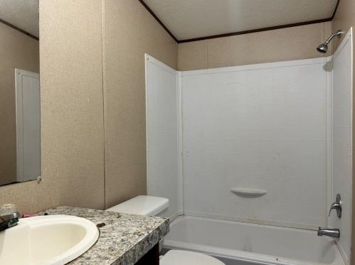 107 Appaloosa Dr, Uhland TX  78640-9104 exterior