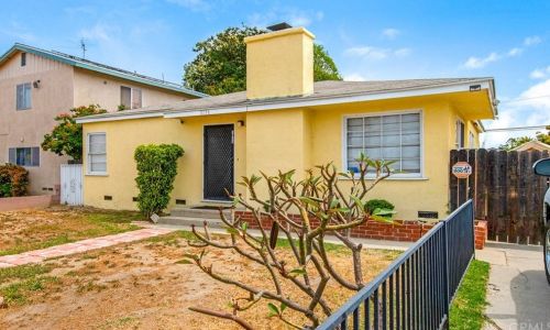 3136 Fashion Ave, Long Beach, CA 90810-2521