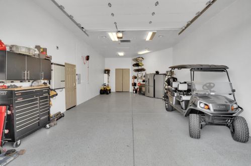 1305 Oak Leaf Cir, Valley Home CA 95361-2769 exterior