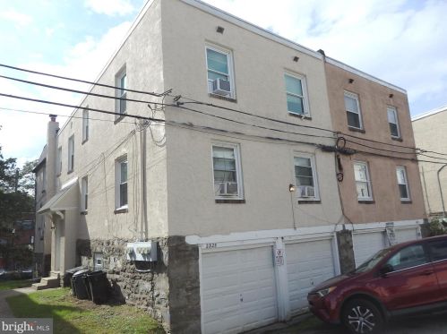 2325 Haverford Rd, Ardmore PA  19003-2930 exterior