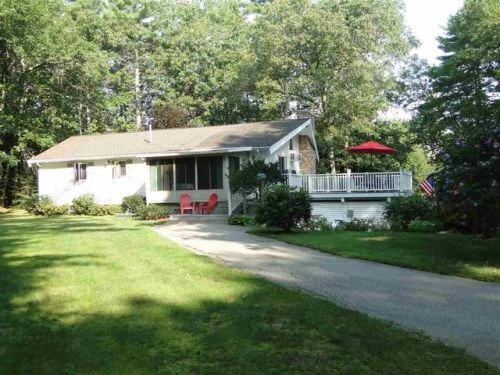5 Ann Hannagan Ln, Kingston, NH 03848-3501