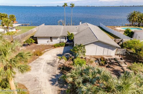 7780 Tropical Trl, Merritt Island, FL 32952-6704