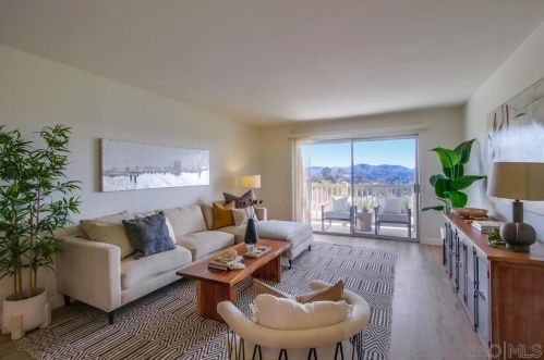 1874 Forestdale Dr, Encinitas CA  92024-4214 exterior