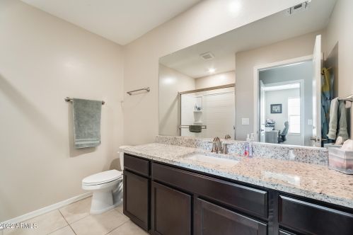 3929 79th Dr, Phoenix AZ  85043 exterior