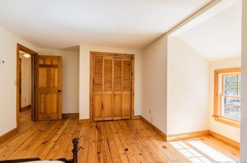 34 Cedar Hill Ln, Colchester CT  06420-4007 exterior