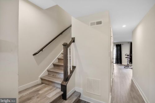 119 Nathan Dr, Riverton NJ  08077 exterior