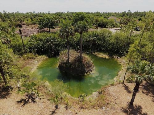 3160 22nd Ave, Naples FL  34117-8806 exterior