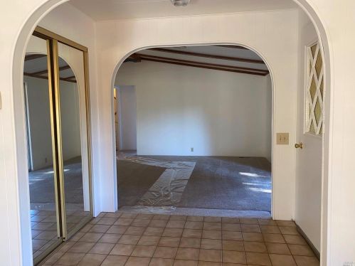 83 Malaga Ct, Ukiah, CA 95482-9418
