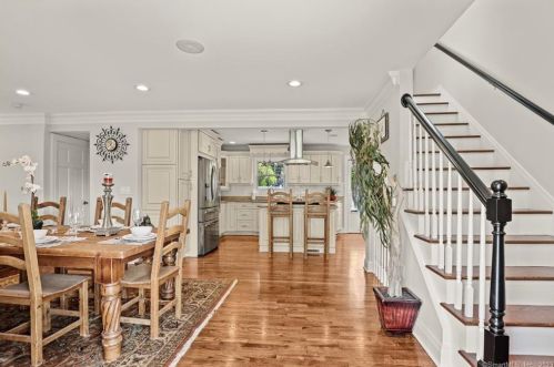 26 Bonheur Rd, Bridgeport CT  06611-3404 exterior