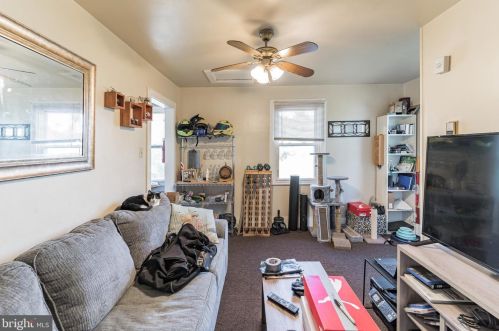 113 Mill Rd, Norristown PA  19401-1816 exterior