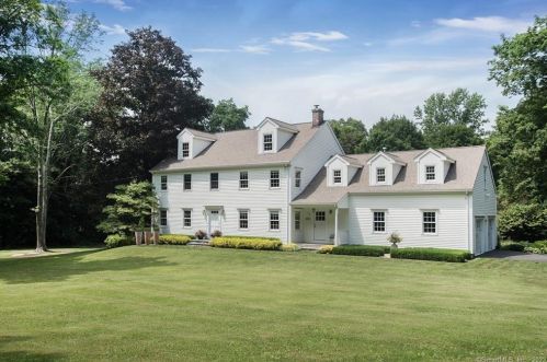 34 Great Hill Rd, Ridgefield, CT 06877-2608