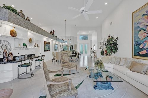 11646 Privado Way, Boynton Beach FL  33437-1924 exterior