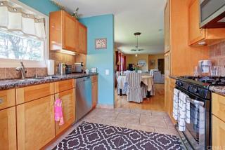 914 Duncan Pl, Manhattan Beach CA  90266-6630 exterior