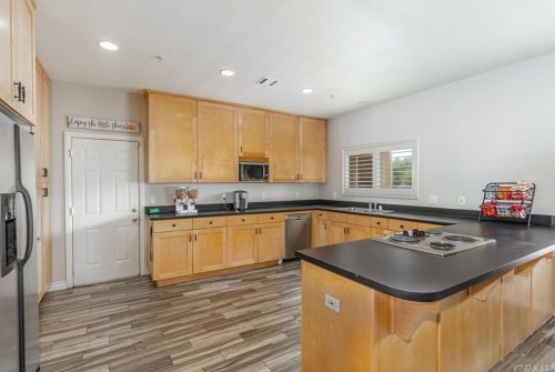 3815 Jeffers Rd, San Bernardino, CA 92404-2161