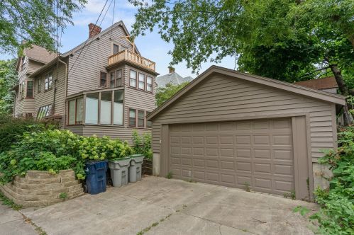 3000 Murray Ave, Milwaukee WI 53211-3205 exterior