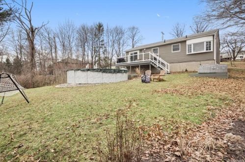 368 Carter Ave, Newburgh NY  12550-8400 exterior