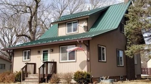 406 4th Ave, Lamberton, MN 56152-1102
